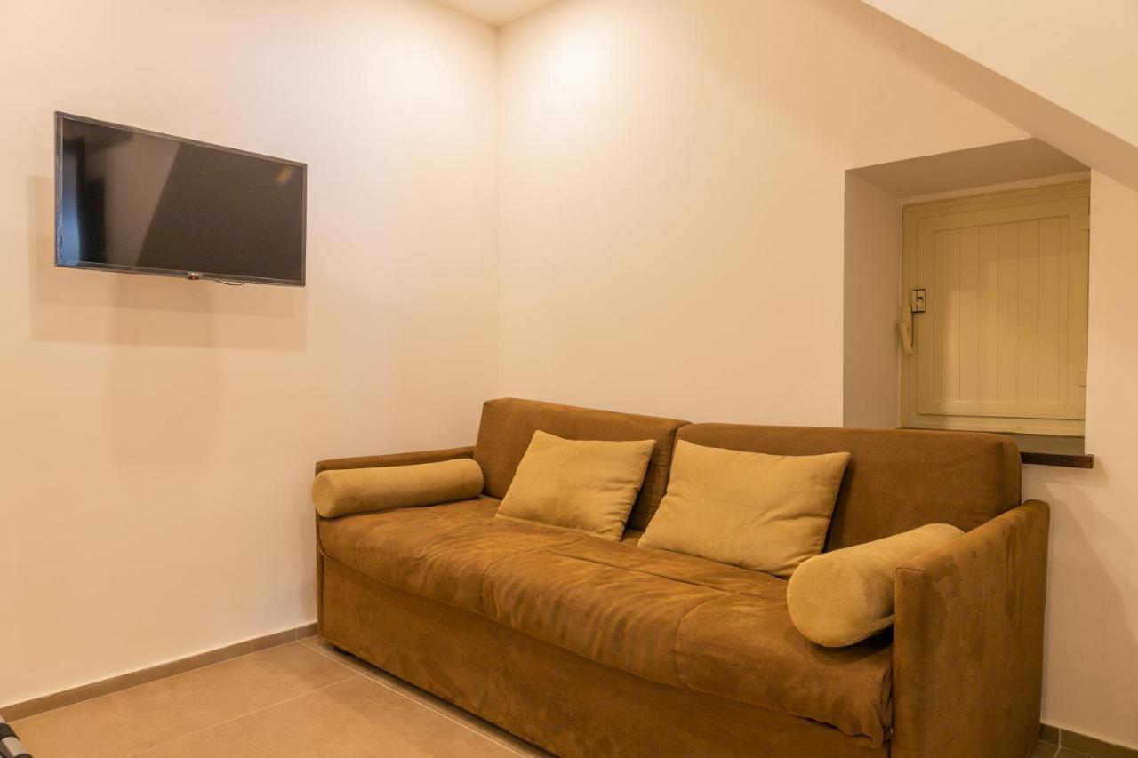 I Mori Apartments تْشيفالو المظهر الخارجي الصورة